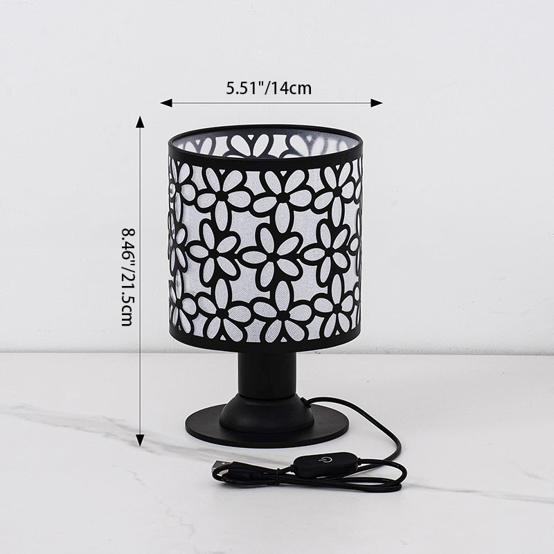 Zeitgenössische kreative Eisenstoffzylinder-Blumenmuster-USB-LED-Tischlampe für das Schlafzimmer 