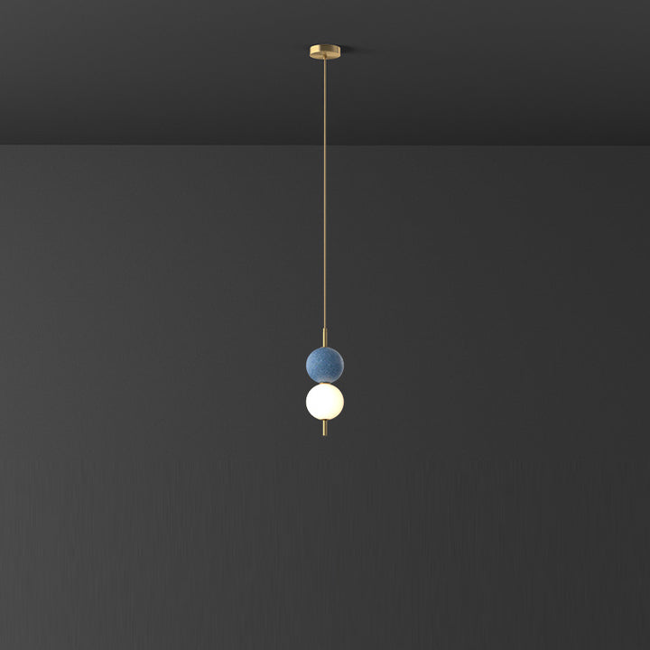 Moderne minimalistische vertikale String-Kugel Messing Acryl LED Pendelleuchte für das Schlafzimmer 