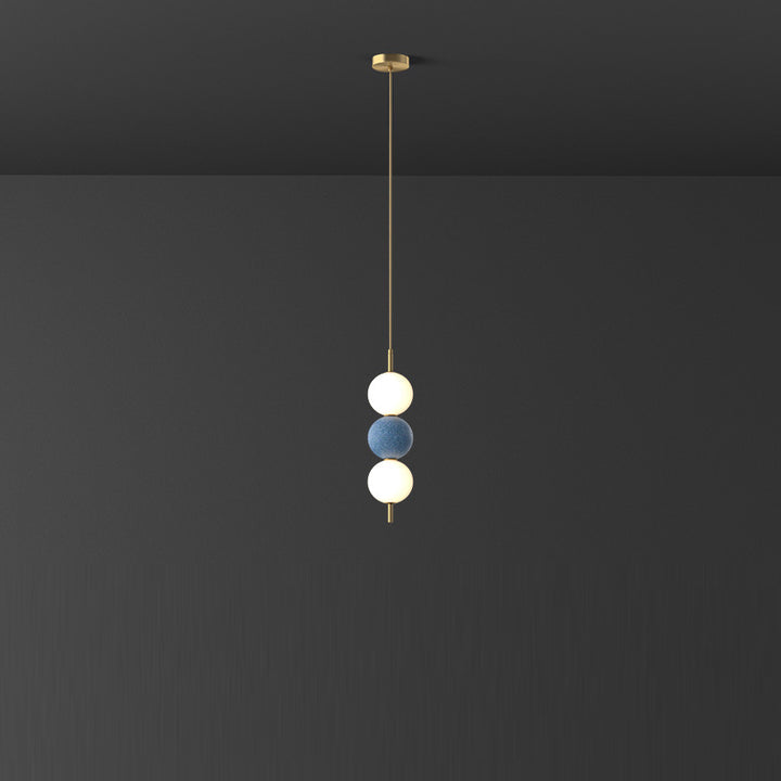Moderne minimalistische vertikale String-Kugel Messing Acryl LED Pendelleuchte für das Schlafzimmer 