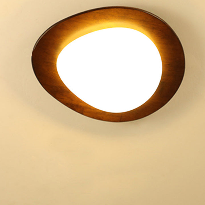 Zeitgenössische Retro-Kieselsteinform Holz PE LED Deckenleuchte für das Wohnzimmer 