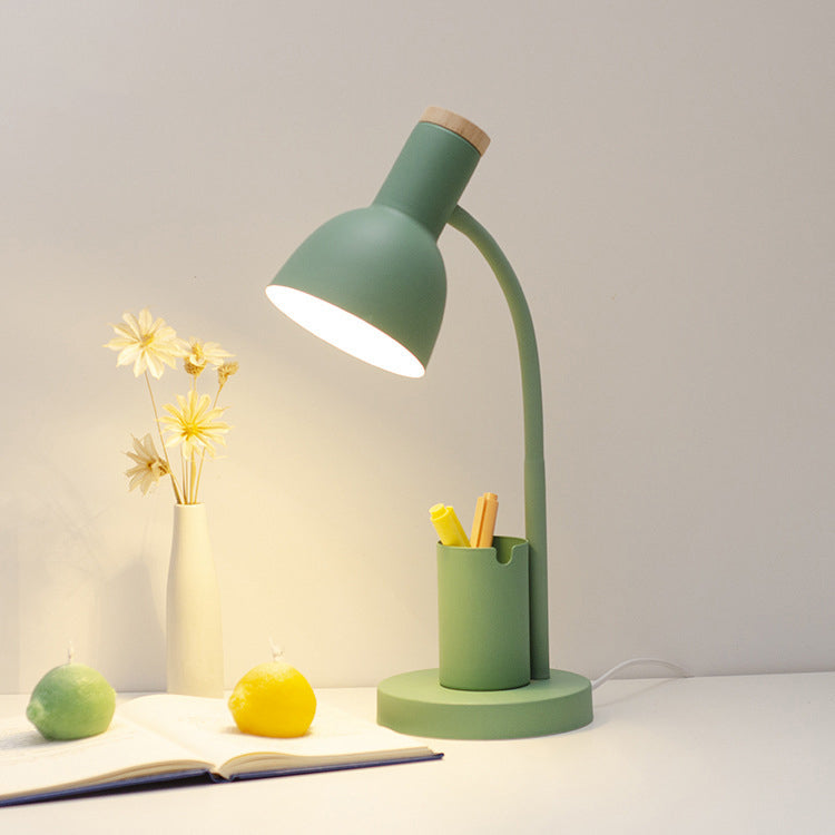 Moderner minimalistischer Eisen-Holz-verstellbarer Winkel-Stifthalter 1-Licht-Tischlampe für das Studium 