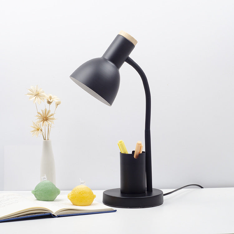 Moderner minimalistischer Eisen-Holz-verstellbarer Winkel-Stifthalter 1-Licht-Tischlampe für das Studium 