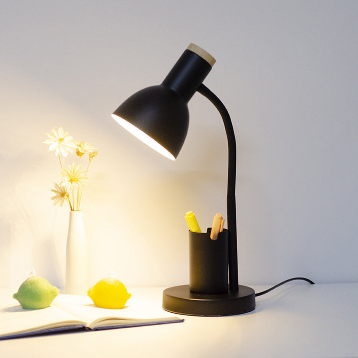 Moderner minimalistischer Eisen-Holz-verstellbarer Winkel-Stifthalter 1-Licht-Tischlampe für das Studium 