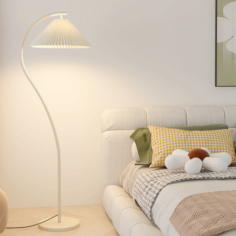 Lampe de sol moderne minimaliste en tissu plissé avec fer 1 lumière pour salon 