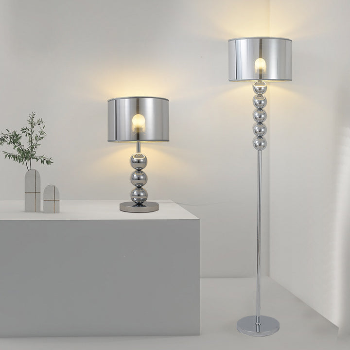 Moderne Luxus-Trommelform Perlen-Säulen-Eisenstoff 1-Licht-Tischlampe für das Schlafzimmer 