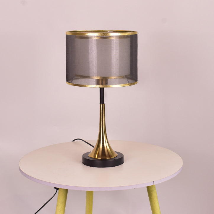 Zeitgenössische Luxus-Doppelschicht-Trommelstoffschirm Eisen 1-Licht-Tischlampe für das Schlafzimmer 