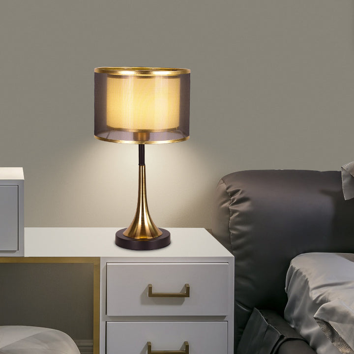 Zeitgenössische Luxus-Doppelschicht-Trommelstoffschirm Eisen 1-Licht-Tischlampe für das Schlafzimmer 