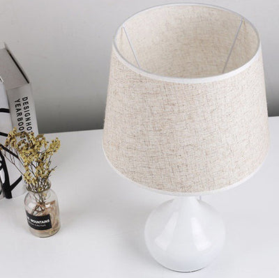 Moderner minimalistischer Tischlampe mit Tropfenbasis, Trommelform, Stoff, Eisen, 1-Licht für Schlafzimmer 