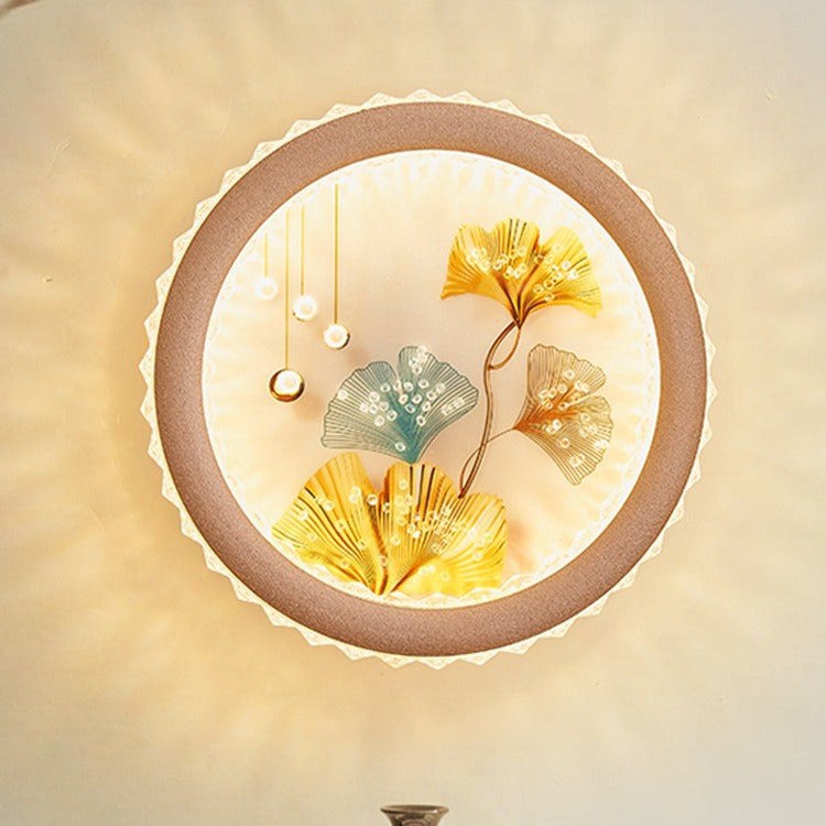 Lámpara de aplique de pared LED de hierro acrílico con mural de hojas de ginkgo y ciervo de la fortuna redondo de arte deco moderno para sala de estar 