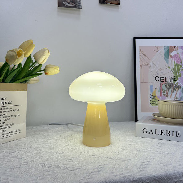 Zeitgenössische nordische Pilzform Glas USB LED Tischlampe für das Schlafzimmer 