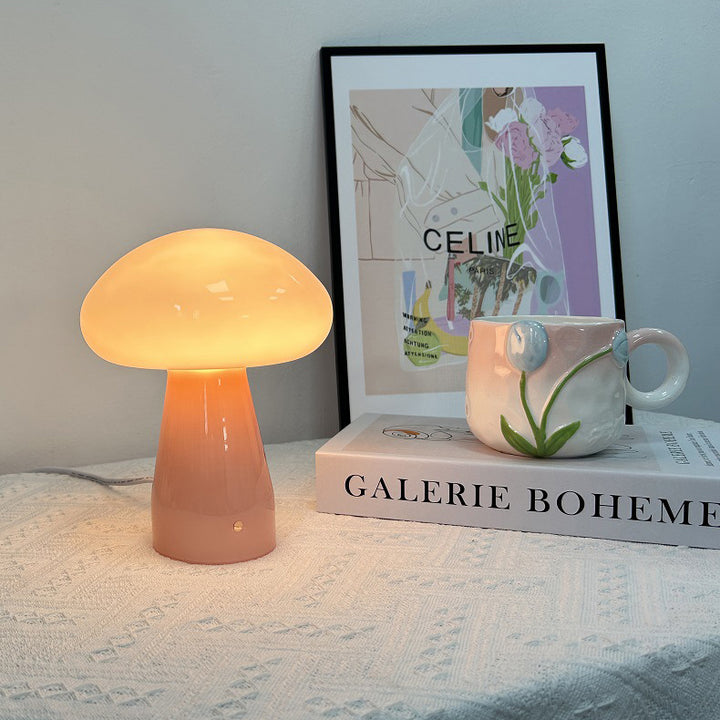 Zeitgenössische nordische Pilzform Glas USB LED Tischlampe für das Schlafzimmer 