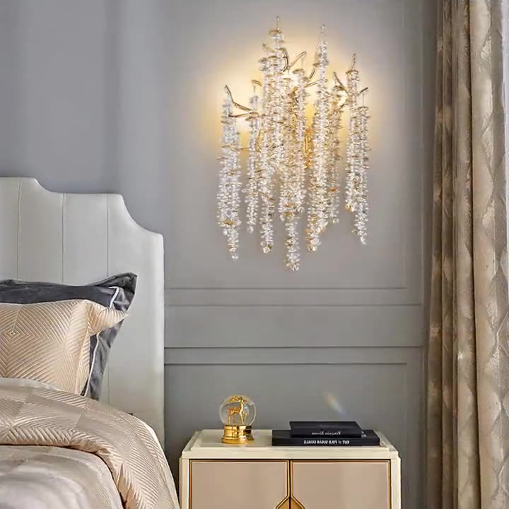 Applique murale contemporaine de luxe avec pampilles en cristal et branches d&