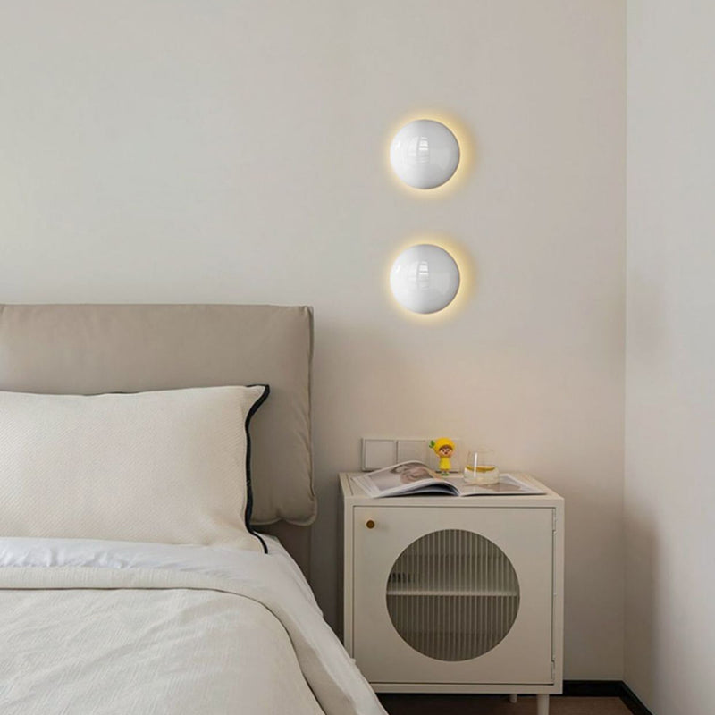 Modern Minimalist Iron Round Ambiance LED Wall Sconce Lamp For Living Room