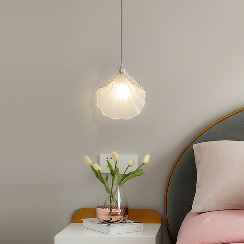 Modern Luxury Iron Frosted Glass Seashell Pearl 1-Light Pendant Light For Bedroom