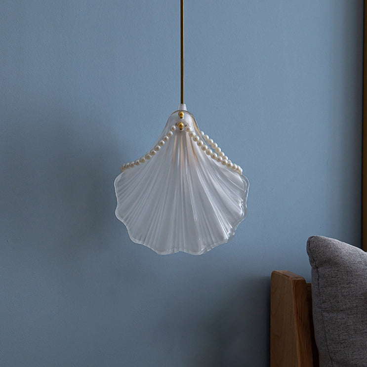 Modern Luxury Iron Frosted Glass Seashell Pearl 1-Light Pendant Light For Bedroom