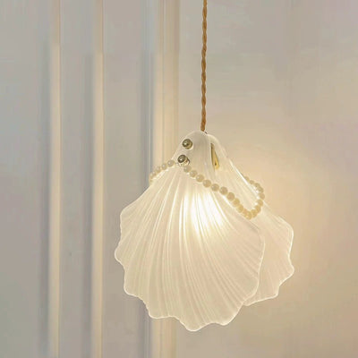 Modern Luxury Iron Frosted Glass Seashell Pearl 1-Light Pendant Light For Bedroom