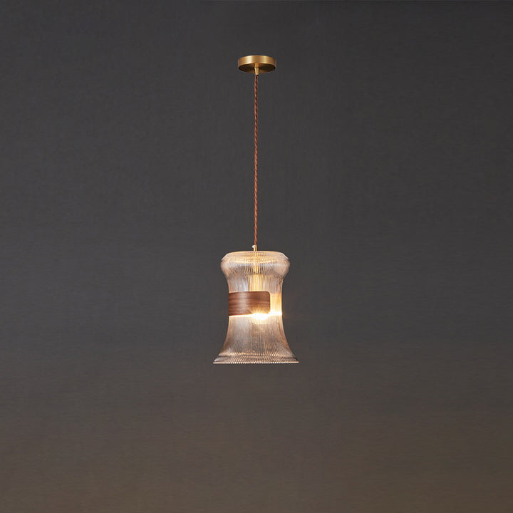 Forme de tasse rétro contemporaine en verre cannelé en laiton bois 1 - Suspension lumineuse pour le salon 