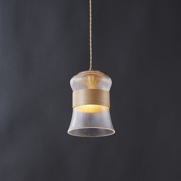 Forme de tasse rétro contemporaine en verre cannelé en laiton bois 1 - Suspension lumineuse pour le salon 