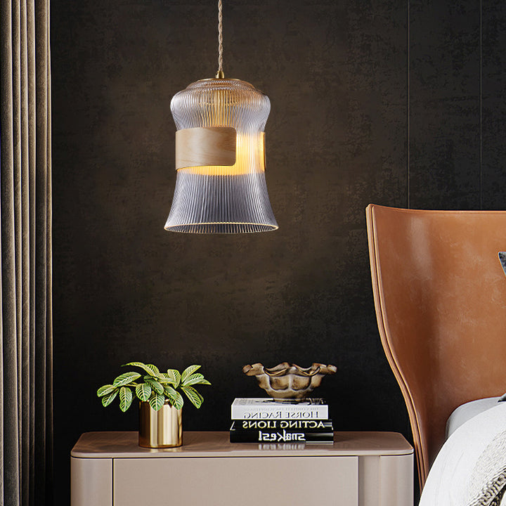 Forme de tasse rétro contemporaine en verre cannelé en laiton bois 1 - Suspension lumineuse pour le salon 