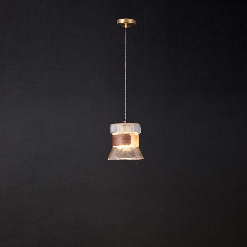 Forme de tasse rétro contemporaine en verre cannelé en laiton bois 1 - Suspension lumineuse pour le salon 