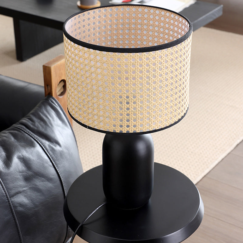Lampe de table 1 lumière en fer en forme de tambour en rotin tissé rétro contemporain pour chambre 