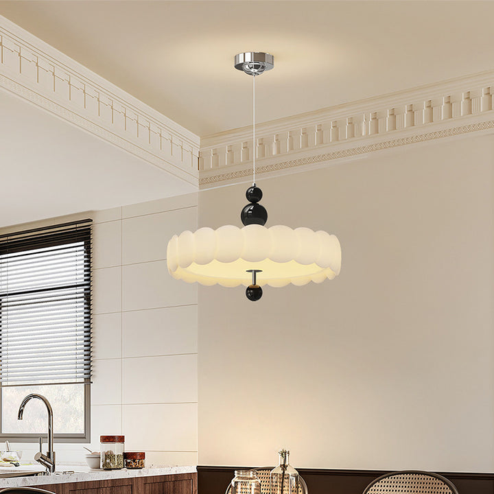 Traditionelle französische Creme-Kürbis-Eisen-PE-LED-Pendelleuchte für das Wohnzimmer 