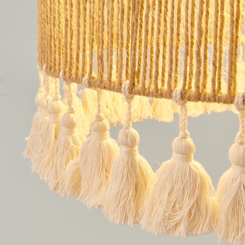 Suspension lumineuse contemporaine bohème en fer avec corde de chanvre tressée et forme de chapeau à pampilles, 1 lumière pour le salon 