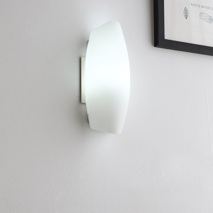 Zeitgenössische Luxus Weiße Locken Glas Eisen 1-Licht Wandleuchte Für Wohnzimmer 