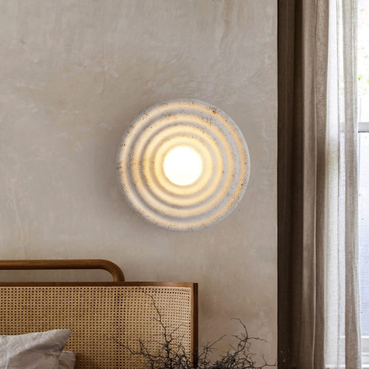 Traditionelle japanische runde Ripple Harz Glas 1-Licht Wandleuchte für Wohnzimmer 