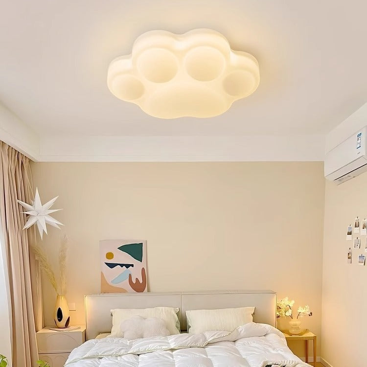 Plafonnier LED à montage affleurant en matériel contemporain créatif en forme de patte de chat pour chambre à coucher 
