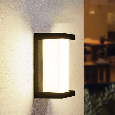 مصباح حائط LED مستطيل مقاوم للماء من الألومنيوم بتصميم حديث وبسيط للفناء الخارجي 