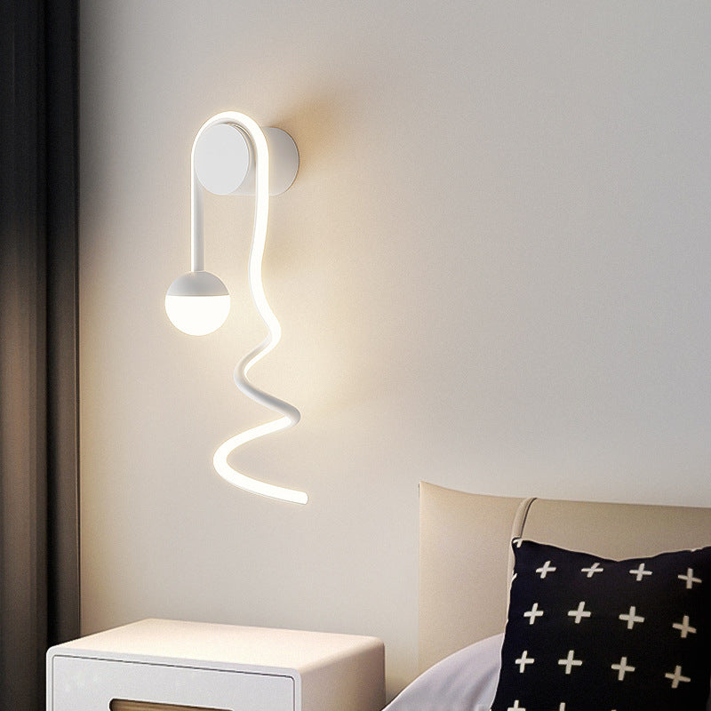 مصباح حائطي LED من الأكريليك والحديد والألمنيوم بتصميم نوتة موسيقية إبداعية معاصرة لغرفة المعيشة 