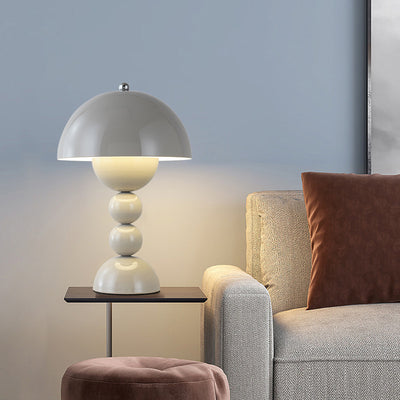 Contemporary Nordic Flower Bud Iron 1-Light Table Lamp For Bedroom