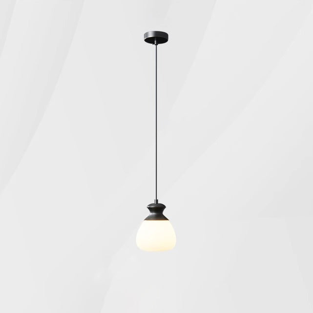 Zeitgenössische nordische Messing-Glasflasche Form 1-Licht Pendelleuchte für das Wohnzimmer 