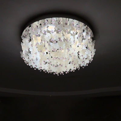 Lustre encastré LED en forme de papillon en cristal créatif contemporain en acier inoxydable avec carillon éolien en coquillage pour chambre à coucher 