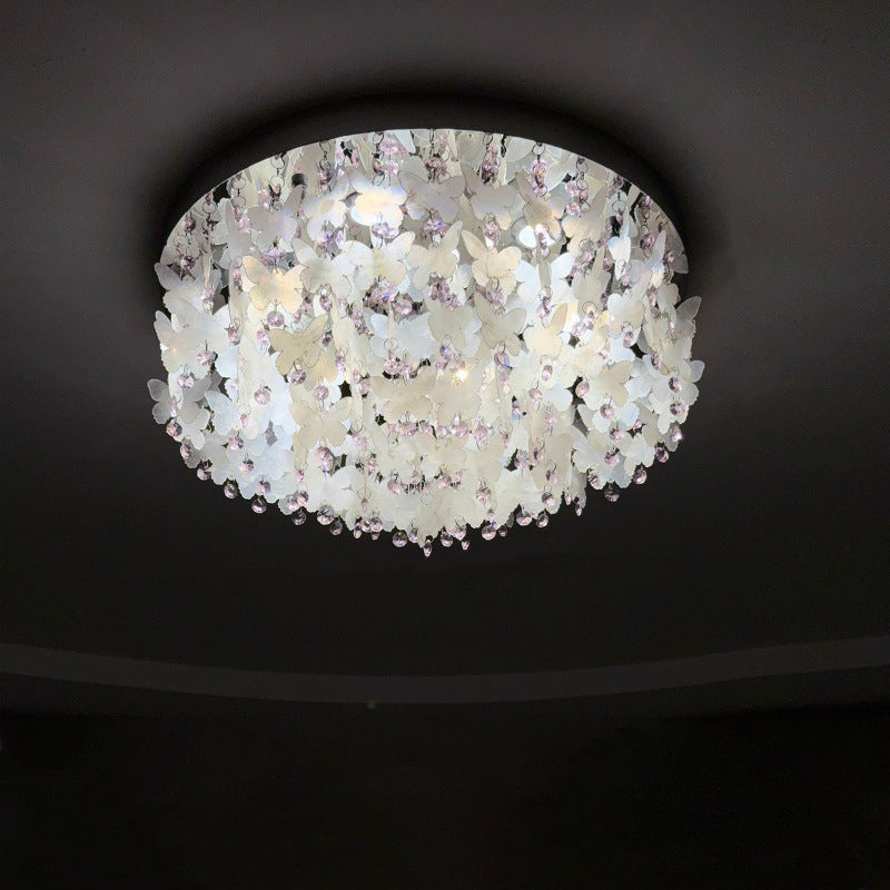 Lustre encastré LED en forme de papillon en cristal créatif contemporain en acier inoxydable avec carillon éolien en coquillage pour chambre à coucher 
