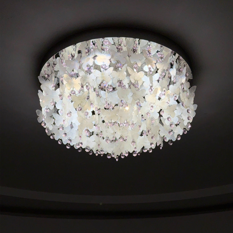 Lustre encastré LED en forme de papillon en cristal créatif contemporain en acier inoxydable avec carillon éolien en coquillage pour chambre à coucher 