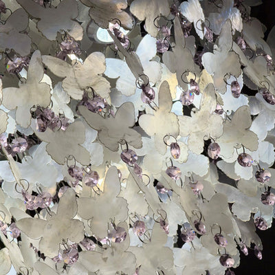Lustre encastré LED en forme de papillon en cristal créatif contemporain en acier inoxydable avec carillon éolien en coquillage pour chambre à coucher 