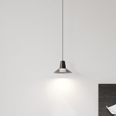 Moderna lámpara colgante de lujo en forma de cono de vidrio y latón con LED para sala de estar 