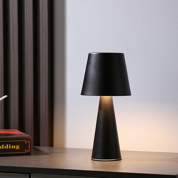 مصباح طاولة LED USB أكريليك حديدي أسطواني حديث بسيط لغرفة النوم 