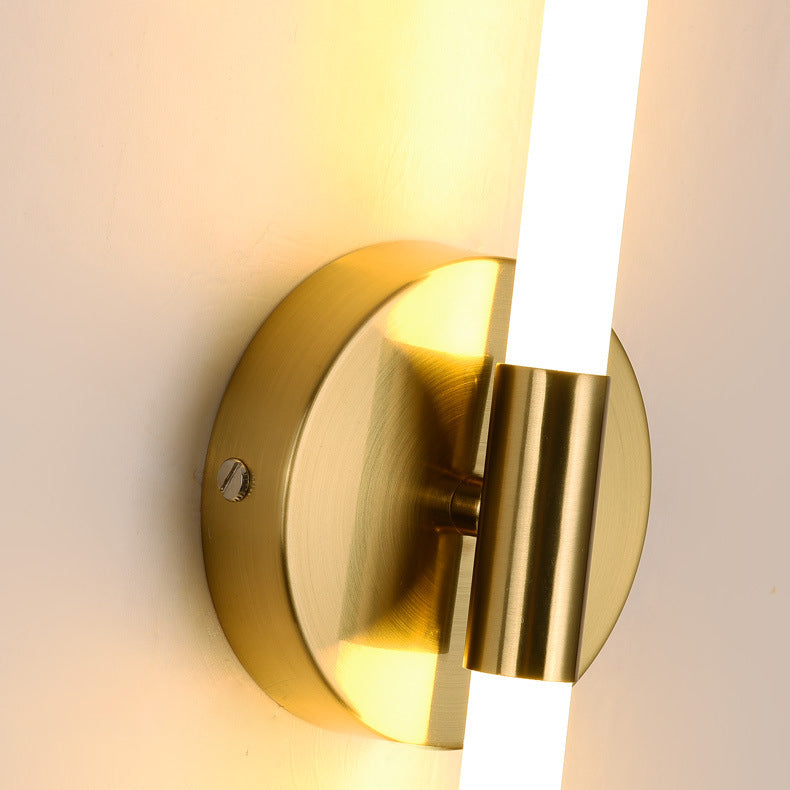 Moderne minimalistische runde Basis lange Streifen Eisen Silikon LED Wandleuchte für Schlafzimmer 