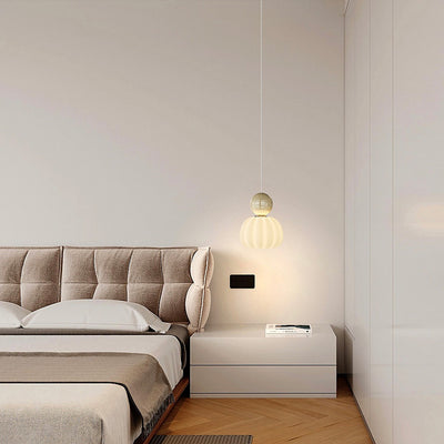 Zeitgenössische kreative runde Kürbis-Hardware-Acryl-LED-Pendelleuchte für Schlafzimmer 