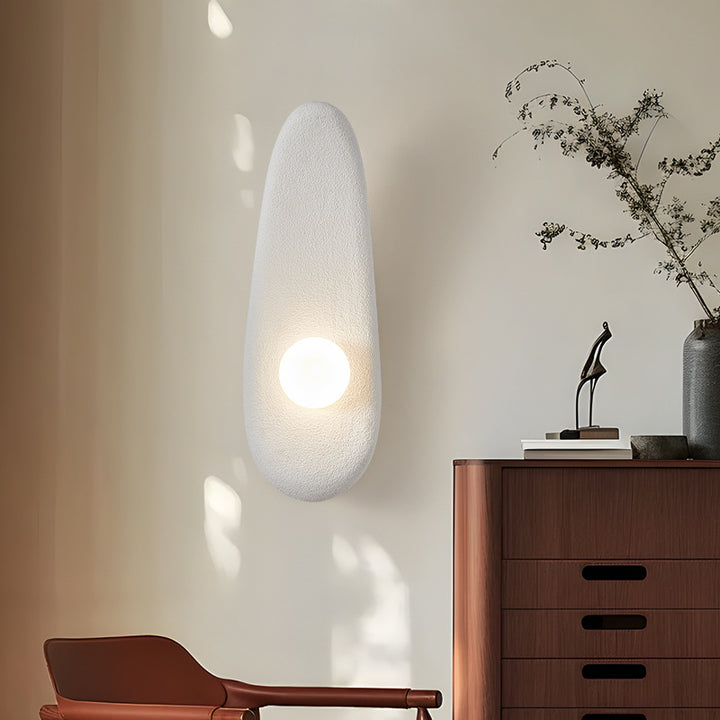 Traditionelle japanische unregelmäßige lange gebogene ovale Hochdichte-Polystyrol 1-Licht Wandleuchte für Wohnzimmer 