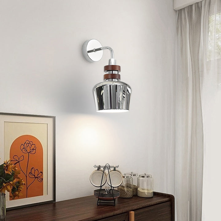 Applique murale contemporaine scandinave avec bol à cornes, cylindre sphérique semi-circulaire, base en disque, fer et bois, 1 lumière pour chambre 