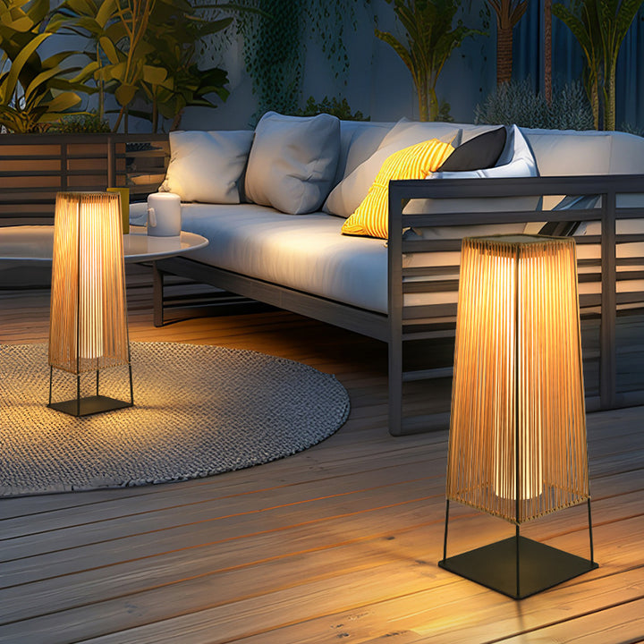 Lumière paysagère LED moderne minimaliste solaire étanche en bande prismatique en acier inoxydable et rotin pour patio extérieur 
