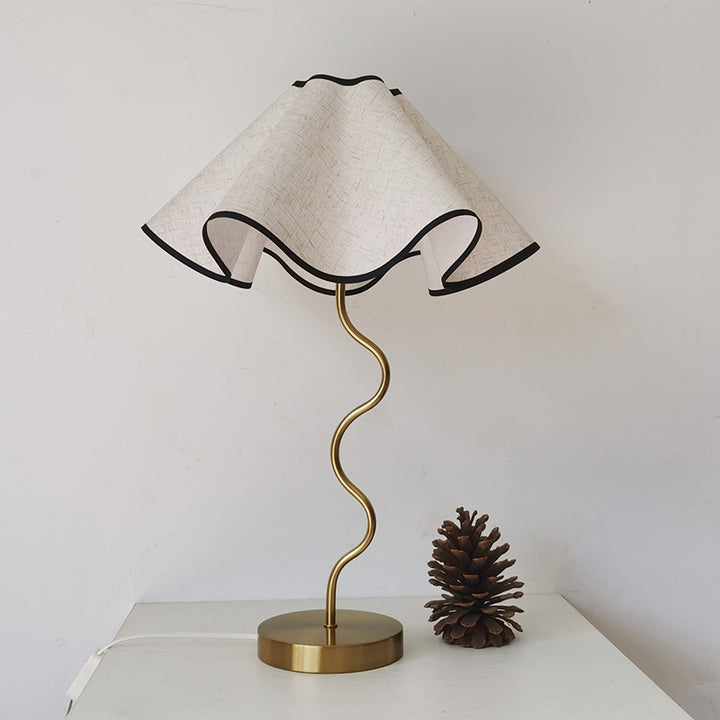 Lampe de table 1 lumière en tissu métal avec base en disque courbé pour chambre à coucher 