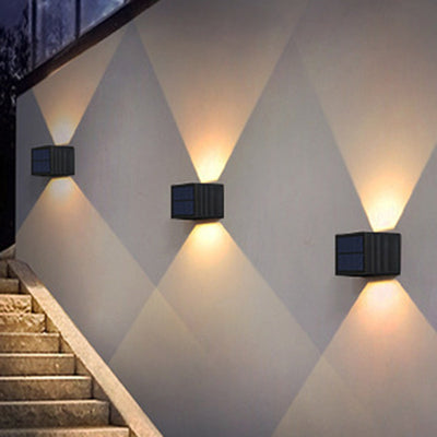 Lampe murale d'extérieur en ABS à LED rectangulaire trapézoïdale étanche à l'énergie solaire minimaliste moderne pour jardin 