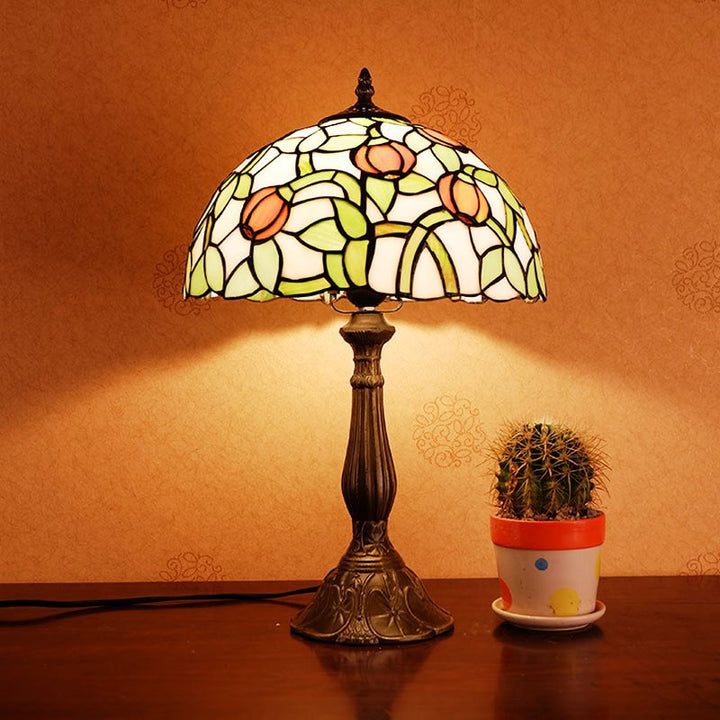 Lampe de table traditionnelle Tiffany demi-ronde ovale fleur de lotus en verre teinté alliage 1 lumière pour chambre 