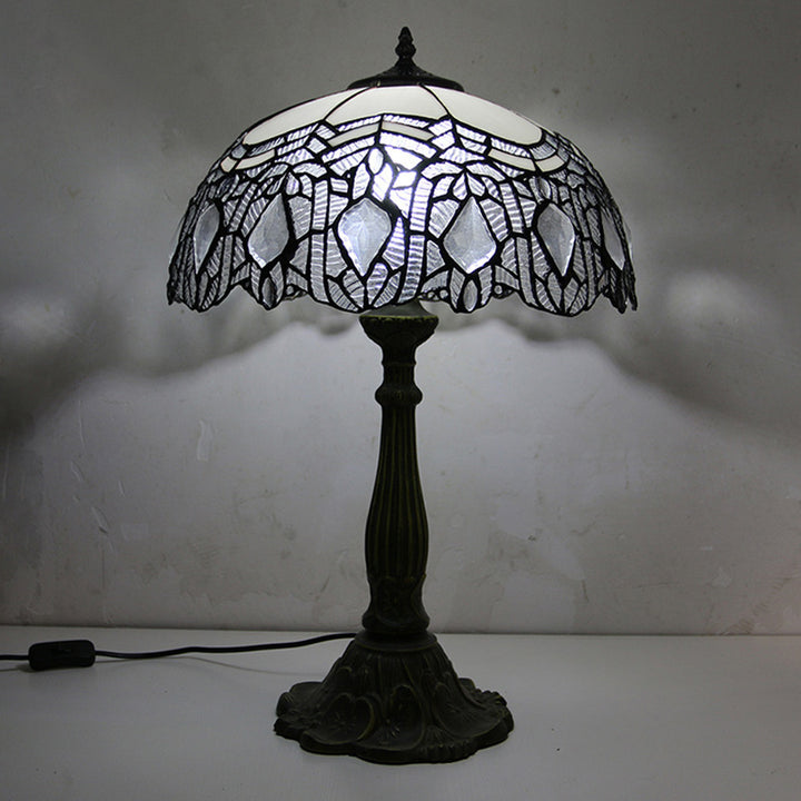 Lampe de table à 1 lumière en verre alliage avec base en feuille de lotus ovale et demi-cercle Tiffany traditionnel pour chambre 