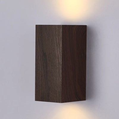 Applique murale contemporaine scandinave étanche rectangulaire en ABS à grain de bois incurvé avec 2 lumières pour patio extérieur 